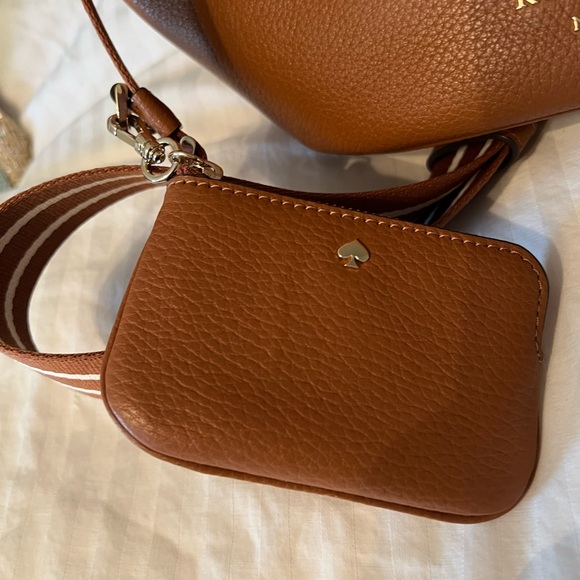 NWT Kate Spade Bucket Bag & coin purse. Brown Pebbled leather,Pristine condition - Picture 7 of 15